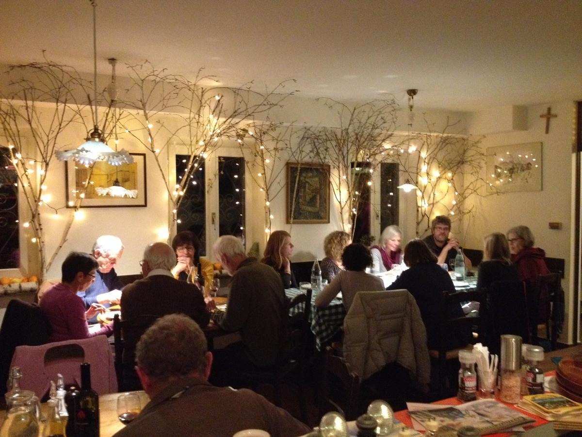 Hôtel Osteria La Montanara à Castel San Pietro Extérieur photo